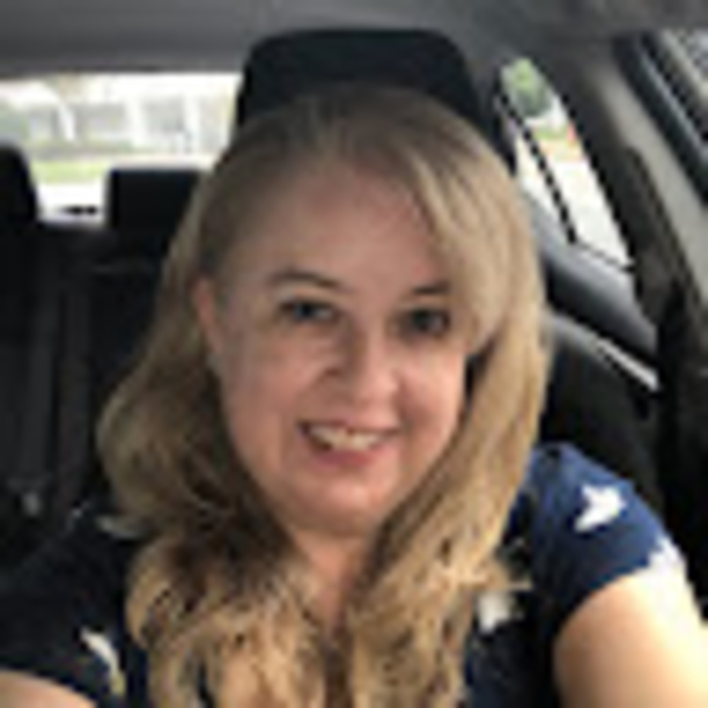 Meet your Posher, Denise